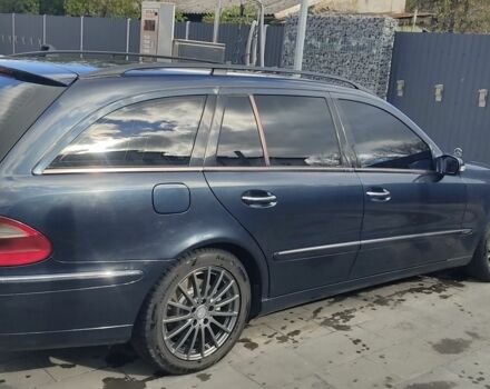 Мерседес Е-Класс 2003 в Самборе на Automoto.ua Черный Мерседес Е-Класс, объемом двигателя 3.2 л и пробегом 295 тыс. км за 7700 $, фото 8 на Automoto.ua