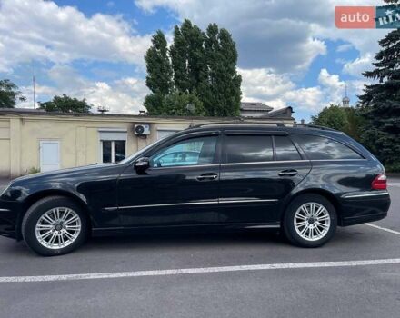 Черный Мерседес Е-Класс, объемом двигателя 2.15 л и пробегом 320 тыс. км за 8000 $, фото 6 на Automoto.ua