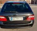 Черный Мерседес Е-Класс, объемом двигателя 1.8 л и пробегом 280 тыс. км за 5999 $, фото 4 на Automoto.ua