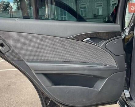 Черный Мерседес Е-Класс, объемом двигателя 2.15 л и пробегом 320 тыс. км за 8000 $, фото 30 на Automoto.ua