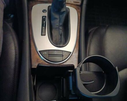 Чорний Мерседес Е-Клас, об'ємом двигуна 3.2 л та пробігом 315 тис. км за 7500 $, фото 10 на Automoto.ua