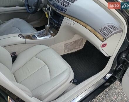 Черный Мерседес Е-Класс, объемом двигателя 2.69 л и пробегом 335 тыс. км за 7700 $, фото 16 на Automoto.ua