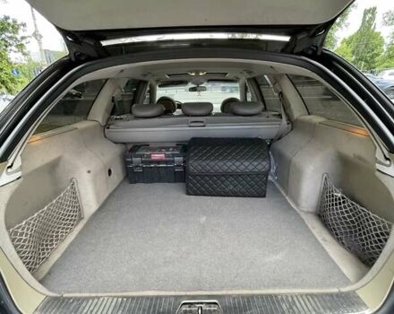 Черный Мерседес Е-Класс, объемом двигателя 2.7 л и пробегом 443 тыс. км за 5500 $, фото 11 на Automoto.ua