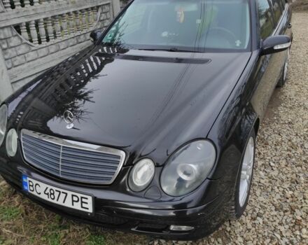 Черный Мерседес Е-Класс, объемом двигателя 2.7 л и пробегом 385 тыс. км за 6500 $, фото 1 на Automoto.ua