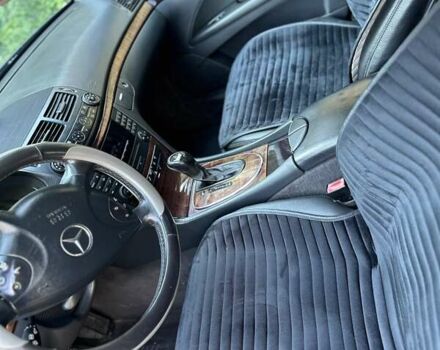 Черный Мерседес Е-Класс, объемом двигателя 2.15 л и пробегом 287 тыс. км за 6250 $, фото 3 на Automoto.ua