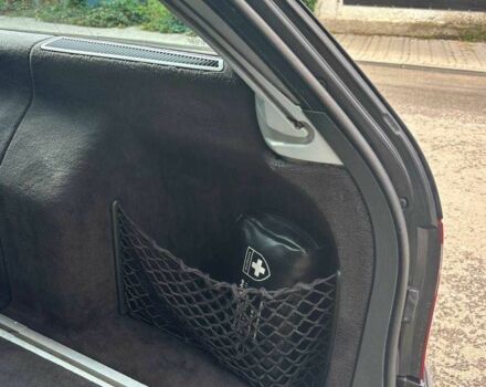 Черный Мерседес Е-Класс, объемом двигателя 3.2 л и пробегом 327 тыс. км за 8800 $, фото 20 на Automoto.ua