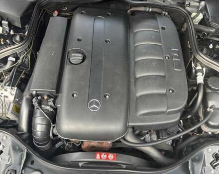 Черный Мерседес Е-Класс, объемом двигателя 3.22 л и пробегом 327 тыс. км за 9000 $, фото 2 на Automoto.ua