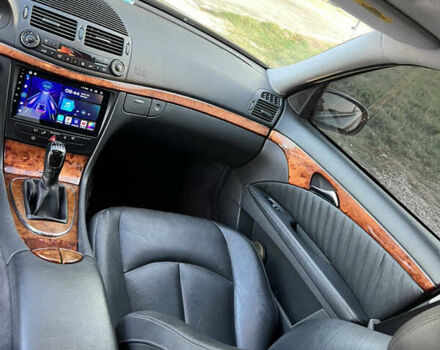 Черный Мерседес Е-Класс, объемом двигателя 2.69 л и пробегом 330 тыс. км за 6542 $, фото 18 на Automoto.ua