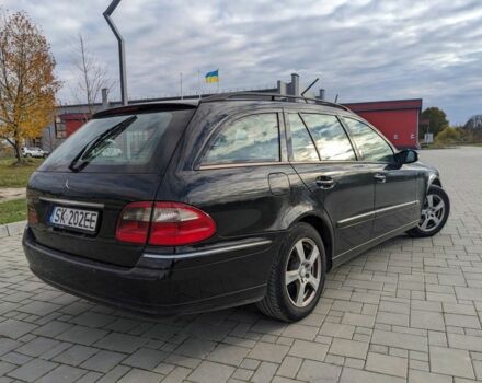Мерседес Е-Клас 2004 у Рівному на Automoto.ua Чорний Мерседес Е-Клас, об'ємом двигуна 0 л та пробігом 300 тис. км за 2800 $, фото 2 на Automoto.ua