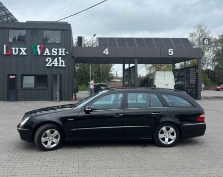 Черный Мерседес Е-Класс, объемом двигателя 3.2 л и пробегом 327 тыс. км за 8800 $, фото 3 на Automoto.ua