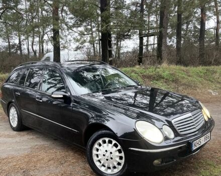 Черный Мерседес Е-Класс, объемом двигателя 3.2 л и пробегом 300 тыс. км за 2650 $, фото 5 на Automoto.ua