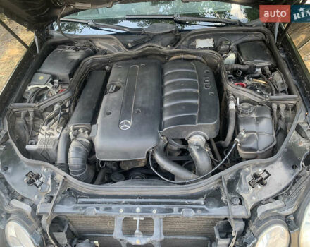 Чорний Мерседес Е-Клас, об'ємом двигуна 2.7 л та пробігом 295 тис. км за 7500 $, фото 12 на Automoto.ua