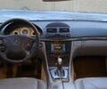 Черный Мерседес Е-Класс, объемом двигателя 3.2 л и пробегом 319 тыс. км за 3017 $, фото 15 на Automoto.ua