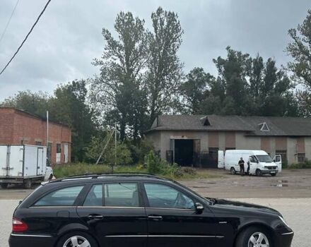 Черный Мерседес Е-Класс, объемом двигателя 3.22 л и пробегом 327 тыс. км за 9000 $, фото 5 на Automoto.ua