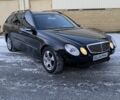 Черный Мерседес Е-Класс, объемом двигателя 3.2 л и пробегом 319 тыс. км за 3017 $, фото 1 на Automoto.ua