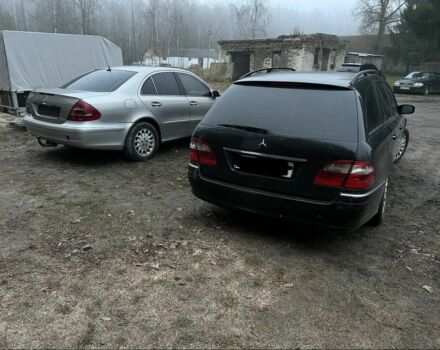 Черный Мерседес Е-Класс, объемом двигателя 3.2 л и пробегом 311 тыс. км за 3200 $, фото 2 на Automoto.ua