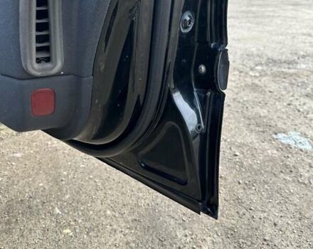 Черный Мерседес Е-Класс, объемом двигателя 2.7 л и пробегом 544 тыс. км за 6300 $, фото 14 на Automoto.ua