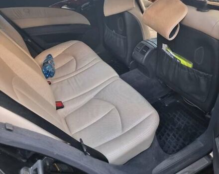 Чорний Мерседес Е-Клас, об'ємом двигуна 3.22 л та пробігом 260 тис. км за 8700 $, фото 8 на Automoto.ua