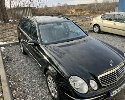 Черный Мерседес Е-Класс, объемом двигателя 1.8 л и пробегом 245 тыс. км за 6300 $, фото 4 на Automoto.ua