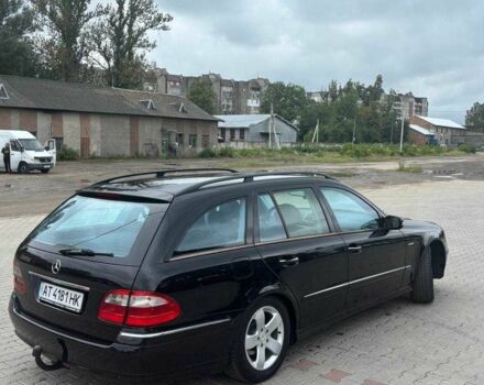 Черный Мерседес Е-Класс, объемом двигателя 3.2 л и пробегом 327 тыс. км за 8800 $, фото 7 на Automoto.ua
