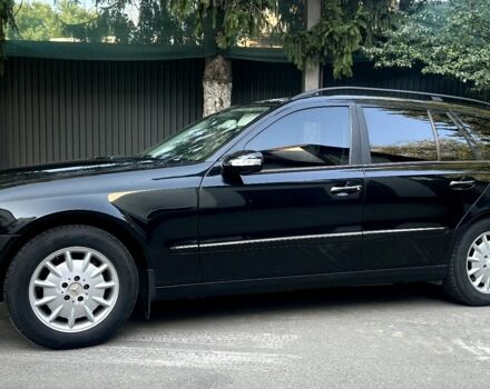 Черный Мерседес Е-Класс, объемом двигателя 2.7 л и пробегом 360 тыс. км за 5800 $, фото 5 на Automoto.ua
