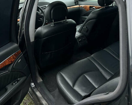 Черный Мерседес Е-Класс, объемом двигателя 3.2 л и пробегом 311 тыс. км за 3200 $, фото 1 на Automoto.ua