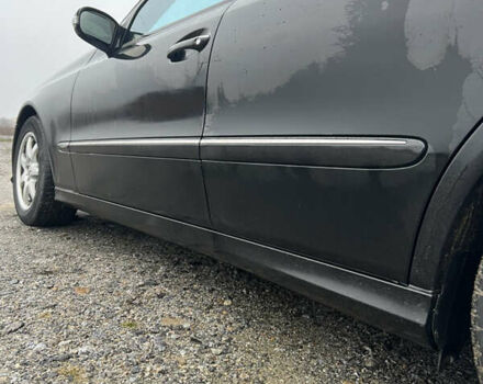 Чорний Мерседес Е-Клас, об'ємом двигуна 2.99 л та пробігом 270 тис. км за 6999 $, фото 25 на Automoto.ua