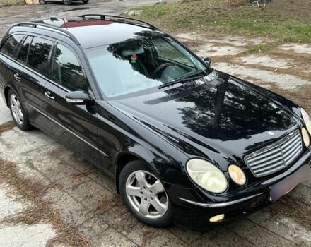 Черный Мерседес Е-Класс, объемом двигателя 3.2 л и пробегом 280 тыс. км за 360 $, фото 2 на Automoto.ua