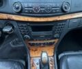 Черный Мерседес Е-Класс, объемом двигателя 3.2 л и пробегом 280 тыс. км за 3600 $, фото 8 на Automoto.ua