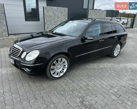 Черный Мерседес Е-Класс, объемом двигателя 2.99 л и пробегом 310 тыс. км за 8100 $, фото 5 на Automoto.ua
