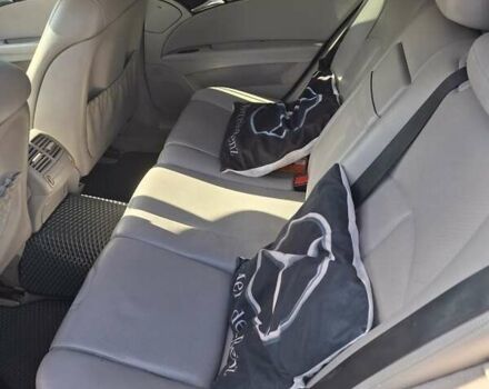 Черный Мерседес Е-Класс, объемом двигателя 2.15 л и пробегом 374 тыс. км за 7300 $, фото 6 на Automoto.ua