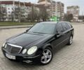 Черный Мерседес Е-Класс, объемом двигателя 2.99 л и пробегом 320 тыс. км за 8000 $, фото 1 на Automoto.ua