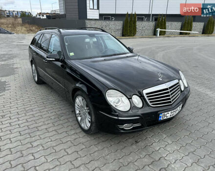 Черный Мерседес Е-Класс, объемом двигателя 2.99 л и пробегом 310 тыс. км за 8100 $, фото 3 на Automoto.ua