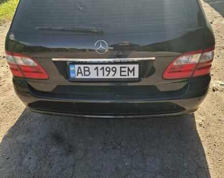 Черный Мерседес Е-Класс, объемом двигателя 2.15 л и пробегом 374 тыс. км за 7300 $, фото 1 на Automoto.ua