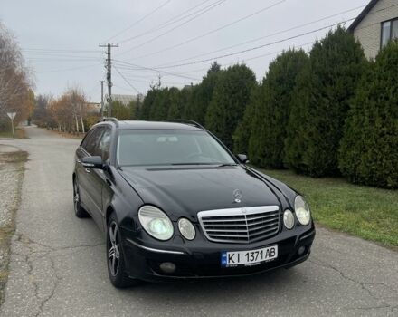 Черный Мерседес Е-Класс, объемом двигателя 3 л и пробегом 358 тыс. км за 5500 $, фото 1 на Automoto.ua