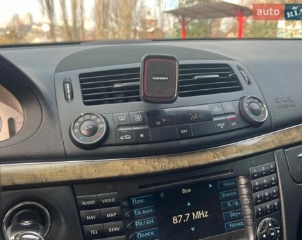 Чорний Мерседес Е-Клас, об'ємом двигуна 3 л та пробігом 375 тис. км за 6990 $, фото 39 на Automoto.ua