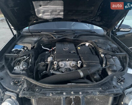 Черный Мерседес Е-Класс, объемом двигателя 1.8 л и пробегом 190 тыс. км за 8800 $, фото 15 на Automoto.ua