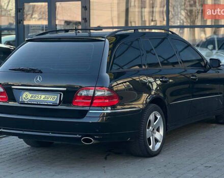 Чорний Мерседес Е-Клас, об'ємом двигуна 3 л та пробігом 230 тис. км за 8800 $, фото 5 на Automoto.ua