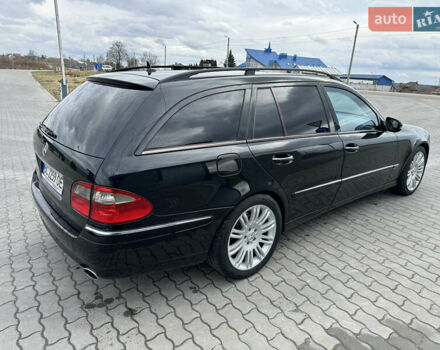 Черный Мерседес Е-Класс, объемом двигателя 2.99 л и пробегом 310 тыс. км за 8100 $, фото 15 на Automoto.ua