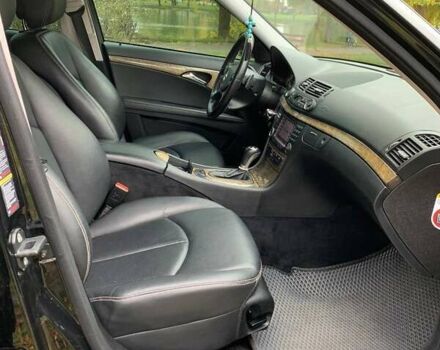 Чорний Мерседес Е-Клас, об'ємом двигуна 2.99 л та пробігом 370 тис. км за 8500 $, фото 12 на Automoto.ua