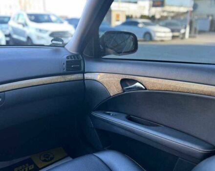 Черный Мерседес Е-Класс, объемом двигателя 3 л и пробегом 230 тыс. км за 8800 $, фото 19 на Automoto.ua