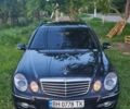 Черный Мерседес Е-Класс, объемом двигателя 2.2 л и пробегом 270 тыс. км за 5800 $, фото 1 на Automoto.ua
