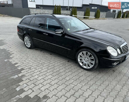Черный Мерседес Е-Класс, объемом двигателя 2.99 л и пробегом 310 тыс. км за 8100 $, фото 37 на Automoto.ua