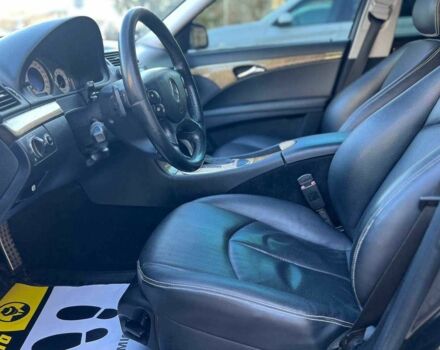 Черный Мерседес Е-Класс, объемом двигателя 3 л и пробегом 230 тыс. км за 8800 $, фото 9 на Automoto.ua