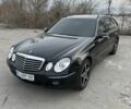 Черный Мерседес Е-Класс, объемом двигателя 3 л и пробегом 363 тыс. км за 7200 $, фото 1 на Automoto.ua
