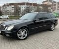 Черный Мерседес Е-Класс, объемом двигателя 2.99 л и пробегом 320 тыс. км за 9000 $, фото 1 на Automoto.ua