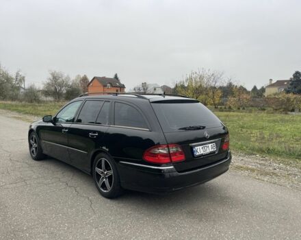 Черный Мерседес Е-Класс, объемом двигателя 3 л и пробегом 358 тыс. км за 5500 $, фото 4 на Automoto.ua