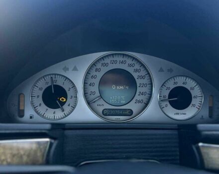 Черный Мерседес Е-Класс, объемом двигателя 3 л и пробегом 230 тыс. км за 8800 $, фото 11 на Automoto.ua