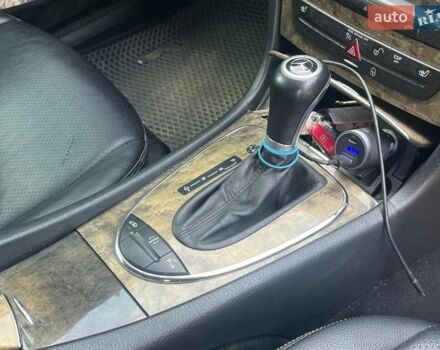 Чорний Мерседес Е-Клас, об'ємом двигуна 3 л та пробігом 375 тис. км за 6990 $, фото 19 на Automoto.ua