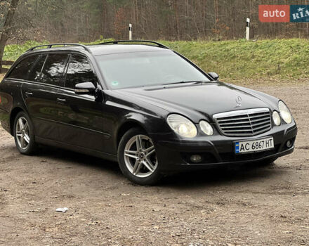 Черный Мерседес Е-Класс, объемом двигателя 2.99 л и пробегом 430 тыс. км за 8400 $, фото 1 на Automoto.ua